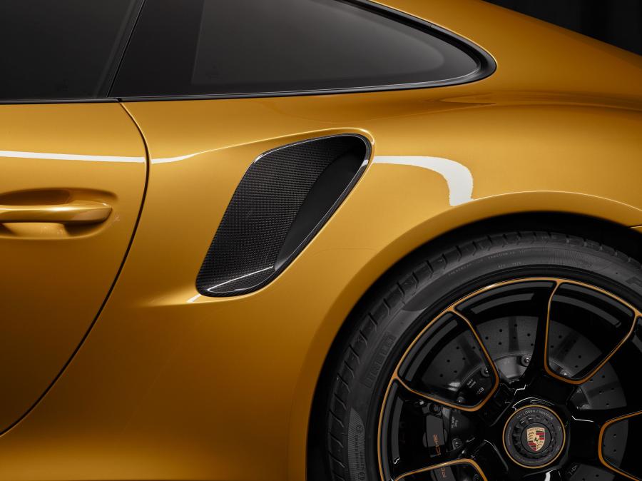 Детали экстерьера Porsche 911 Turbo S Exclusive Series (991) 2017 года  (фото 37 из 70)